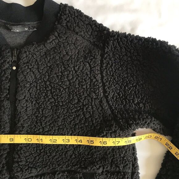 prAna Polar Escape Womens Size M Black Sherpa Fleece Reversible Bomber Jacket - Picture 8 of 8